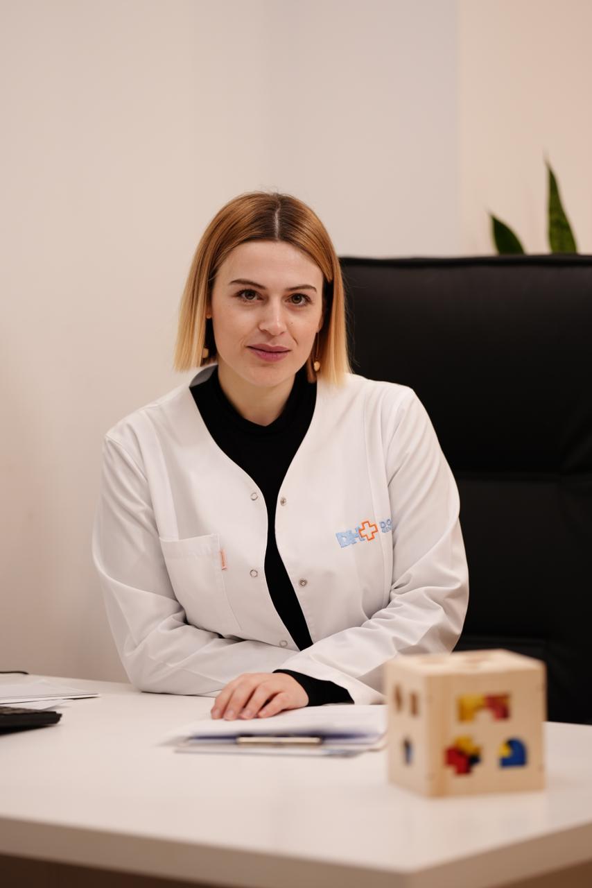 Dr. Selma Selimaj - Mjeke Pediatre